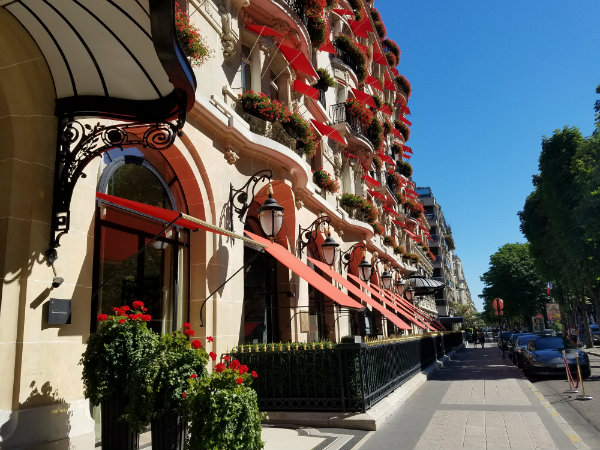 The Dorchester Hotel Experience – Hotel Plaza Athenee, Paris