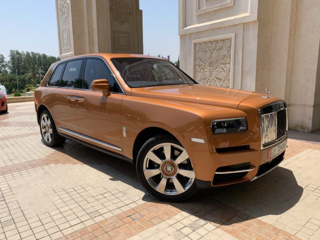 Stay and ride in style with Rolls Royce in Dubai